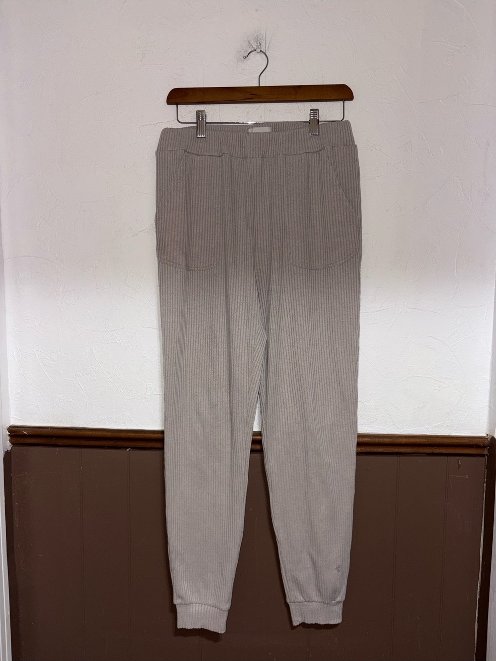Allfenix | Cream Ribbed Sweatpants